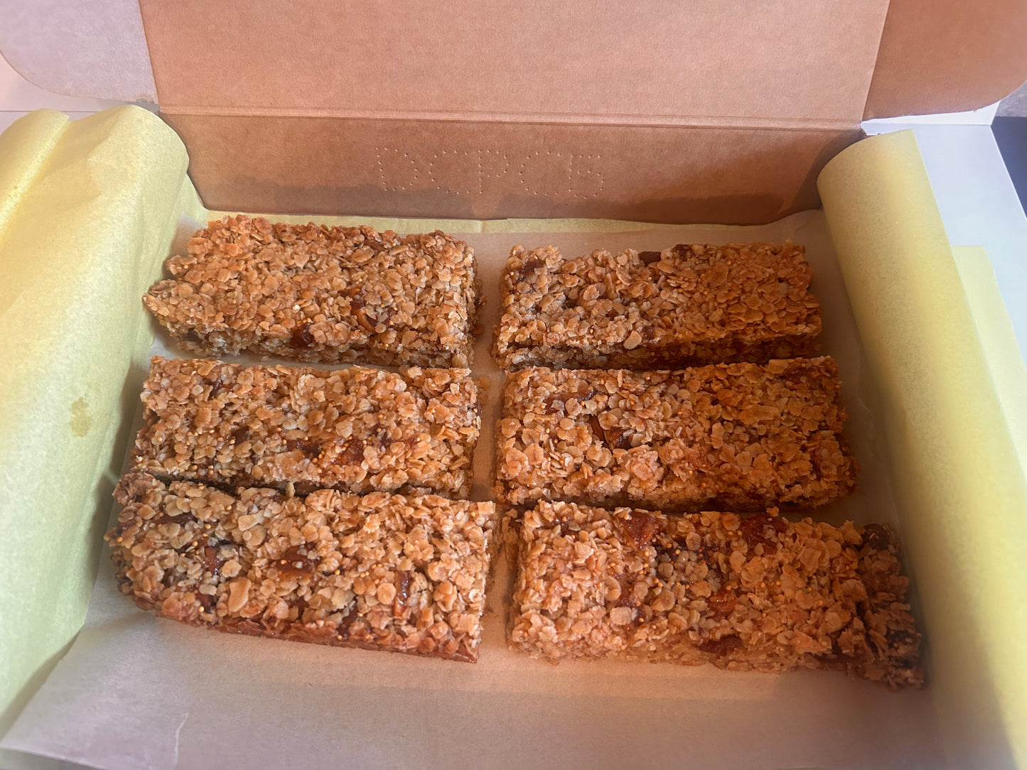 Fig Flapjack box of 6 Slices